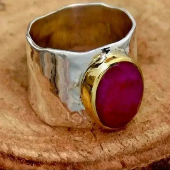 Luxurious Wide Band Pink Quartz Ring - Picture 3 of 4